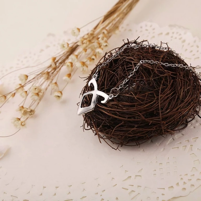 Kette mit Rune – City of Bones, silberfarben Runenmedaillon mit Engelsymbol aus dem Film City of Bones