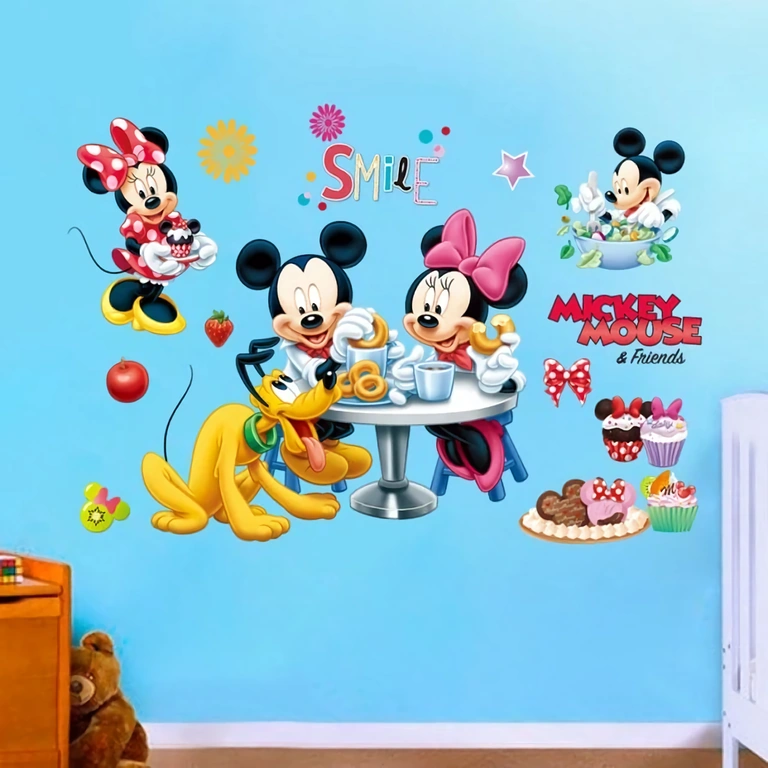Wanddeko für Kinderzimmer mit Mickey Mouse Wandaufkleber ideal für Baby- oder Kinderzimmer mit Mickey Mouse