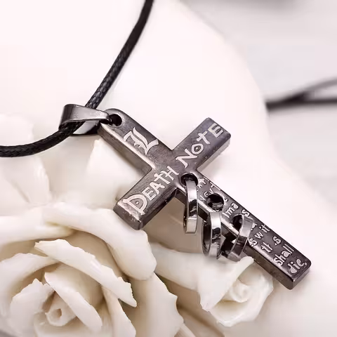 Death Note Kreuz Anhänger mit Kette – Anime Manga Accessoire mit 50cm Band