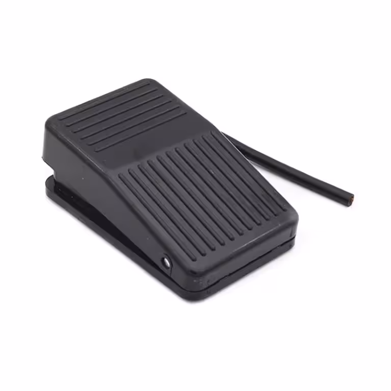 Fußschalter 10A 250V – Pedal-Typ PTT für Gerätesteuerung
