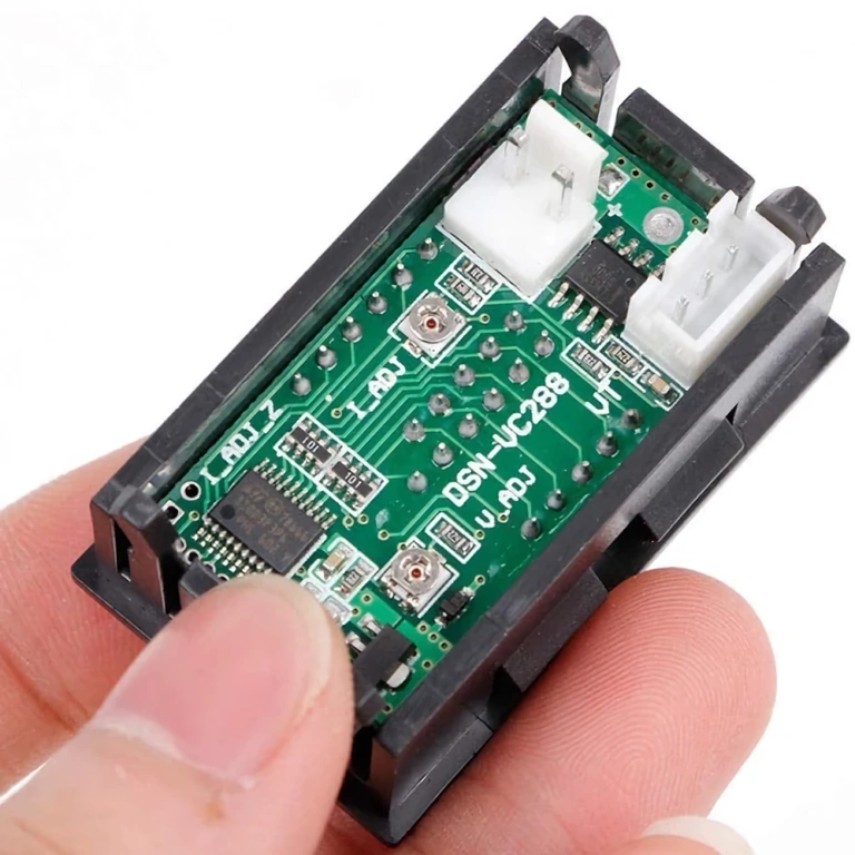 Panelanzeige für Gleichspannung und Gleichstrom