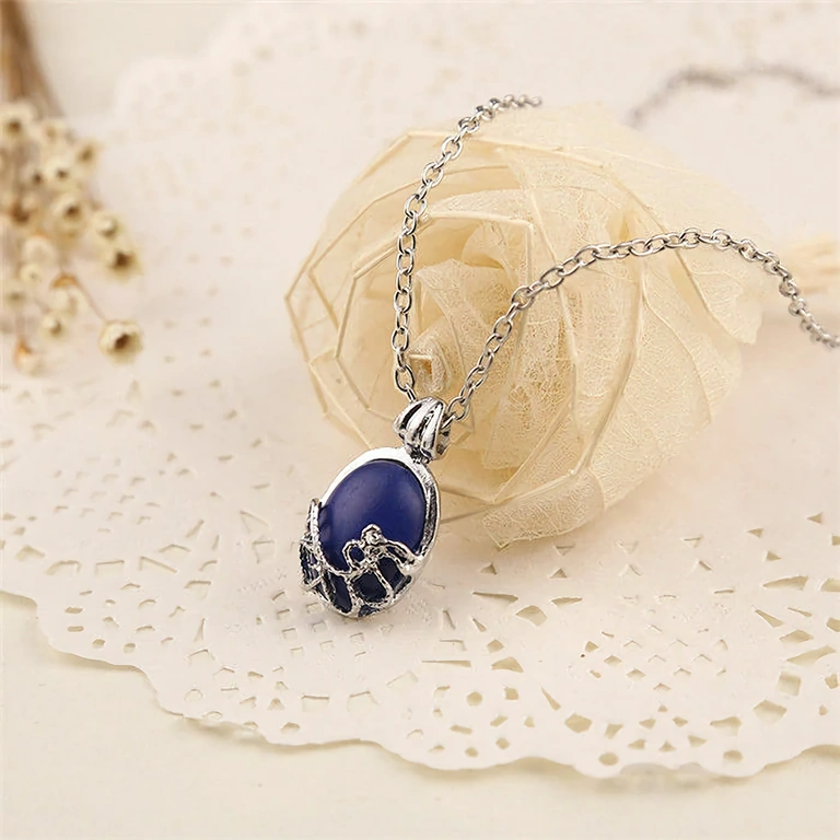 Offizieller Schmuck mit Lapis-Lazuli aus der Kultserie The Vampire Diaries