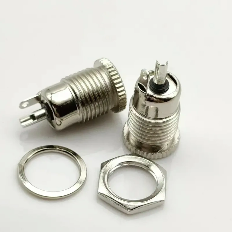 Einstellbarer 72W Transformator mit DC-Ausgang Leistungsstarkes Ladegerät für DIY-Anwendungen und Heim-Elektronik