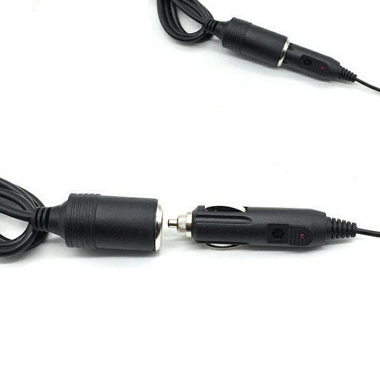 Zigarettenanzünder Adapter 12V 10A Spannungswandler 220V auf 12V mit Auto-Zigarettenstecker, 10A, 120W