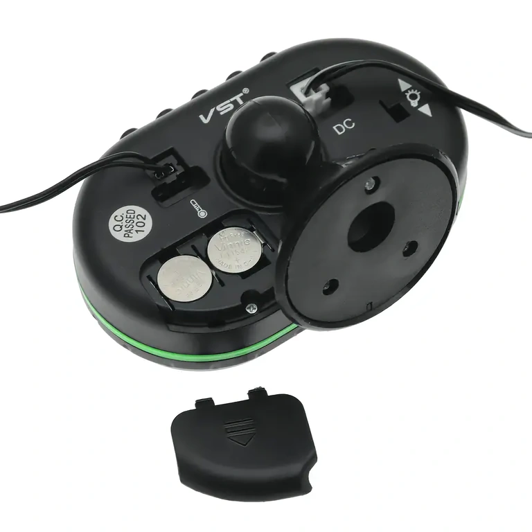 Digitales Voltmeter mit Temperatursensor fürs Auto