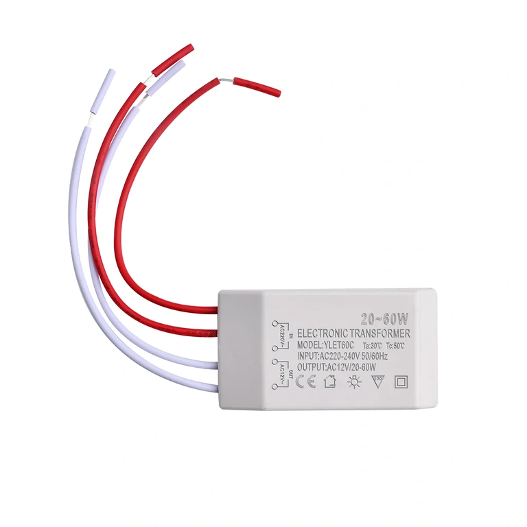 Transformator für die Versorgung von 12V Halogenlampen