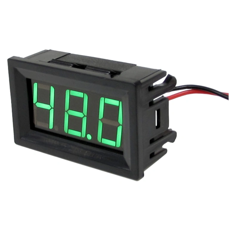 Digital-Panel-Voltmeter 5V-120V im Betrieb, Gleichspannung angezeigt