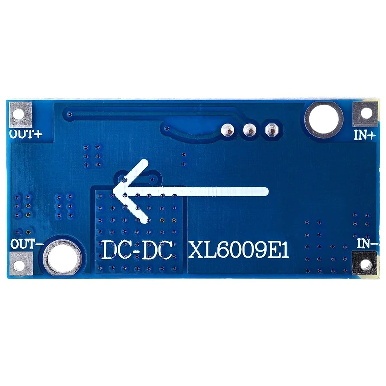Klares Bild der Rückseite des XL6009 Moduls