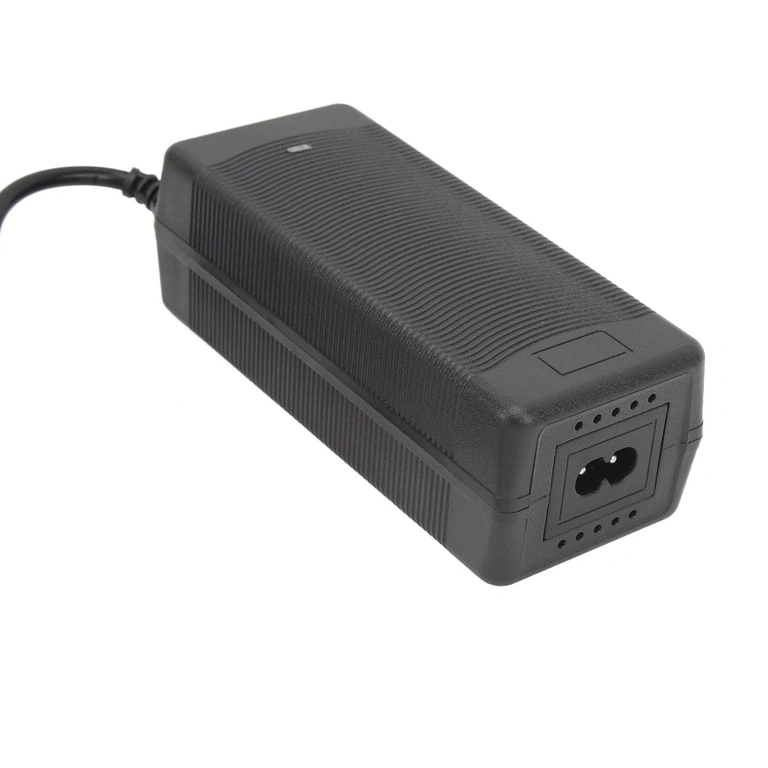 Ladegerät 52V–58,8V 2A mit 8mm Koaxialstecker, kompatibel mit Scootern und E-Scootern