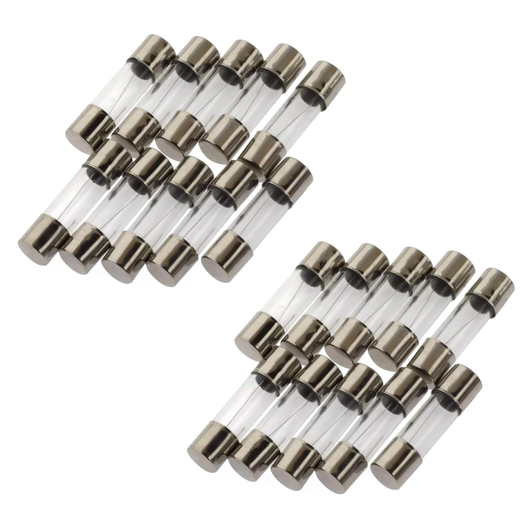Glassicherung 10A 5x20mm – montiert an elektrischem Gerät